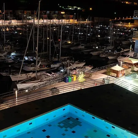 Casas Barulho Marina * Αλμπουφέιρα